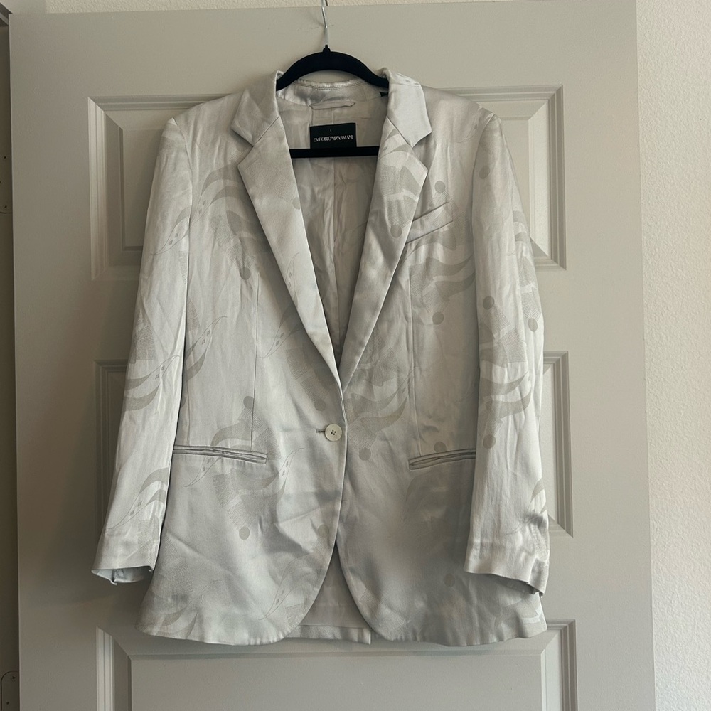 Emporio Armani men’s silver jacket